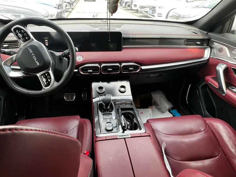 Jetour X70 PLUS 2021 Zhuge 1.6T DCT Wolong 7 Asiento exterior foto 5 Jetour X70 PLUS 2021 Zhuge 1.6T DCT Wolong 7 Asiento exterior foto 5