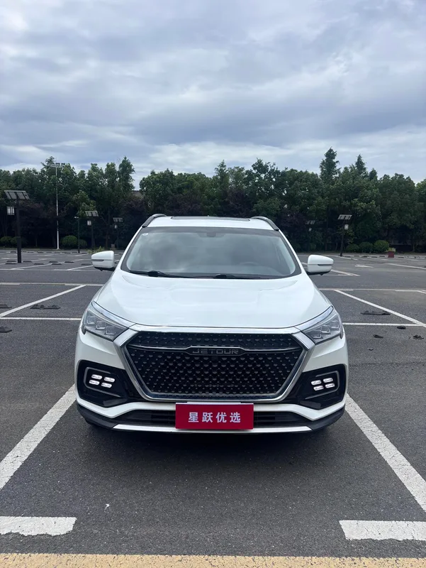 Jetour X95 2019 1.6T DCT Explore Pro version 7 seat exterior photo 2