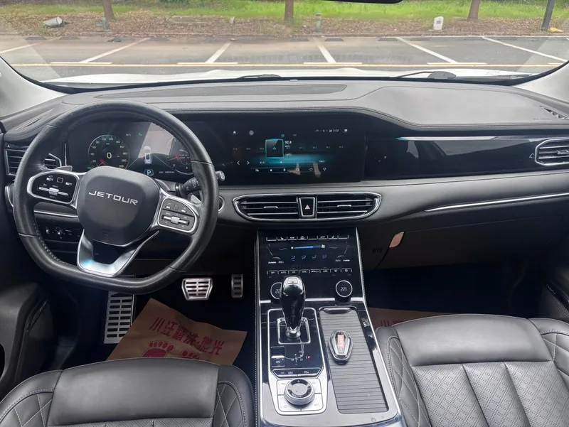 Jetour X95 2019 1.6T DCT Explore Pro version 7 seat exterior photo 6