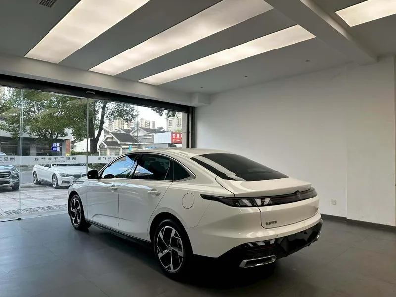 Changan Eado 2026 Cuarta generación 1.5T DCT 500Bar Tipo de placer interior foto 7