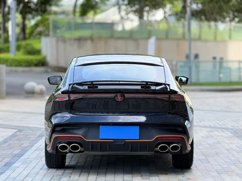 Changan UNI-V 2025 Third generation 2.0T Jin Qing type exterior photo 4