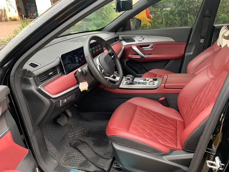 Jetour X70 PLUS 2024 Champion Edition 1.5T DCT Champion MAX 7 seat exterior photo 4