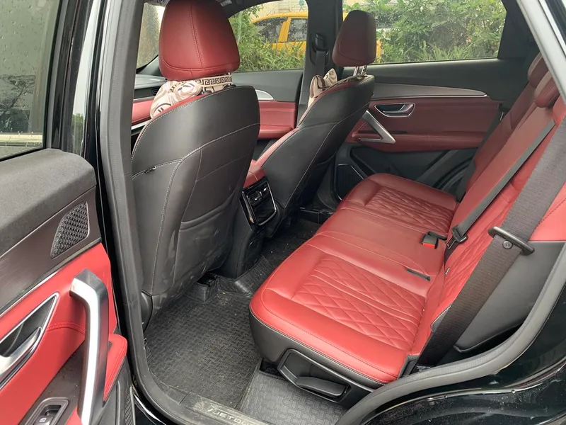 Jetour X70 PLUS 2024 Champion Edition 1.5T DCT Champion MAX 7 seat exterior photo 5
