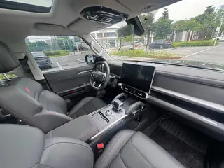 Jetour T2 2023 1.5TD Two-wheel drive Discover PRO interior photo 15 Jetour T2 2023 1.5TD Two-wheel drive Discover PRO interior photo 15