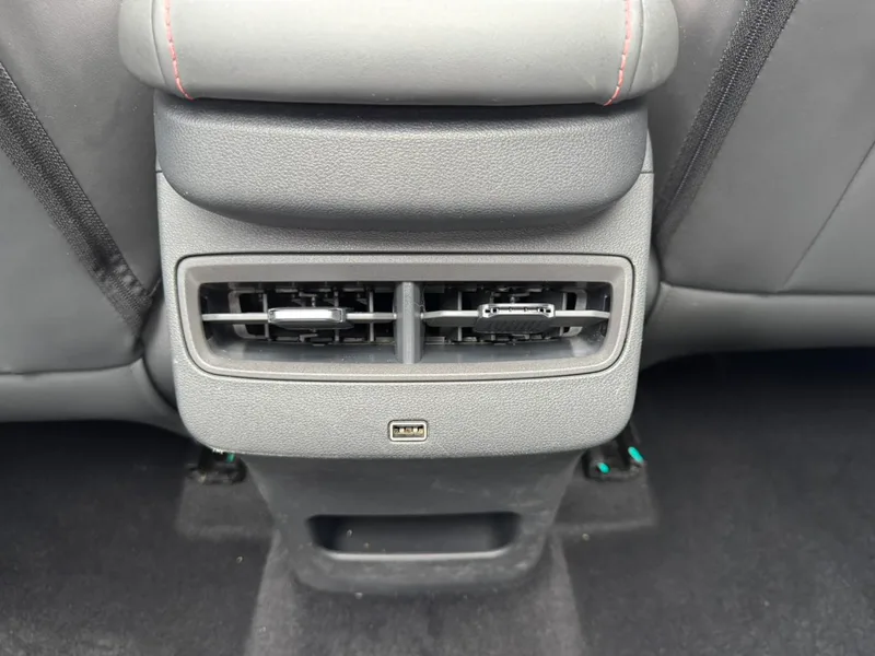 Jetour Dasheng 2023 1.5T DCT Star Brilliance PRO interior photo 14