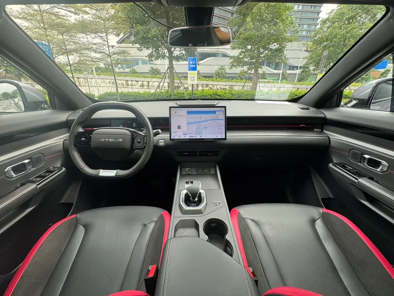 Jetour Dasheng 2023 1.5T DCT Star Brilliance PRO interior photo 16