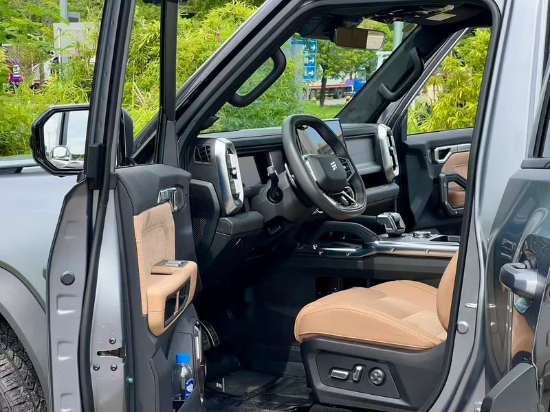 Jetour T2 2023 2.0TD Tracción a las cuatro ruedas Conquista interior foto 11