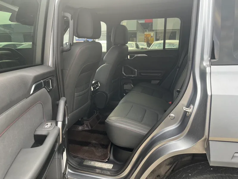 Jetour T2 2023 2.0TD Tracción a las cuatro ruedas Cruzando PRO interior foto 9