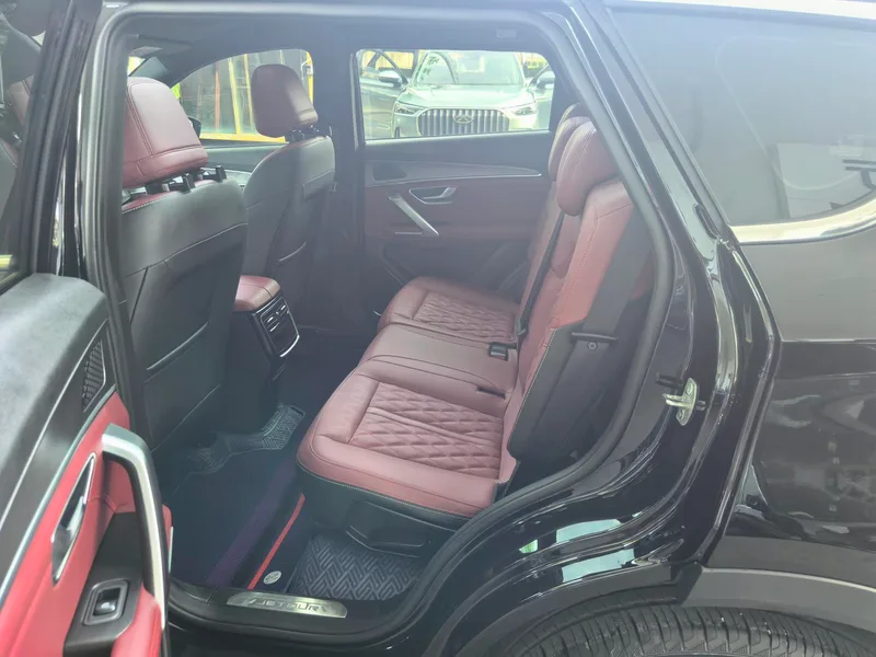 Jetour X70 PLUS 2024 Edición campeona 1.5T DCT Campeón PRO 7 Asiento interior foto 16