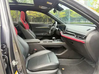 Changan X5 PLUS 2024 1.5T DCT Tipo de excelencia interior foto 9 Changan X5 PLUS 2024 1.5T DCT Tipo de excelencia interior foto 9