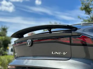 Changan UNI-V 2022 1.5T Finition premium extérieur photo 5