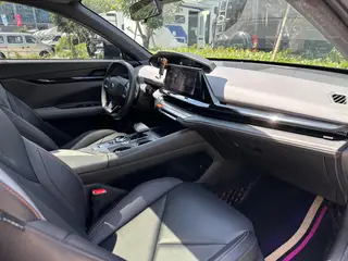 Changan UNI-V 2022 1.5T Finition premium extérieur photo 9