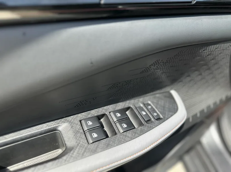 Changan UNI-V 2022 1.5T Finition premium extérieur photo 10