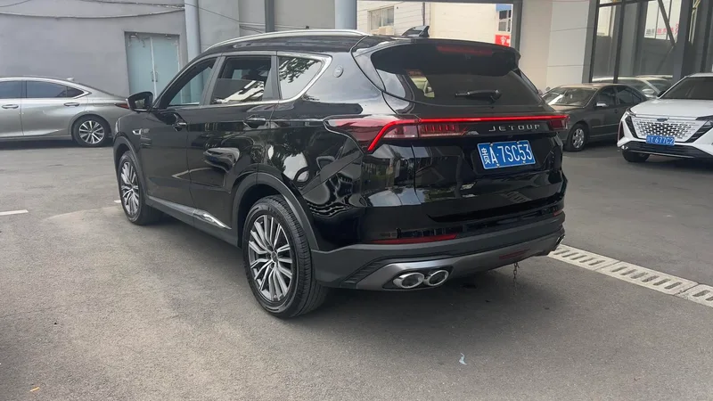 Jetour X70 PLUS 2024 Чемпионская версия 1.5T DCT Чемпион PRO 7 Кресло экстерьер фото 4 Jetour X70 PLUS 2024 Чемпионская версия 1.5T DCT Чемпион PRO 7 Кресло экстерьер фото 4