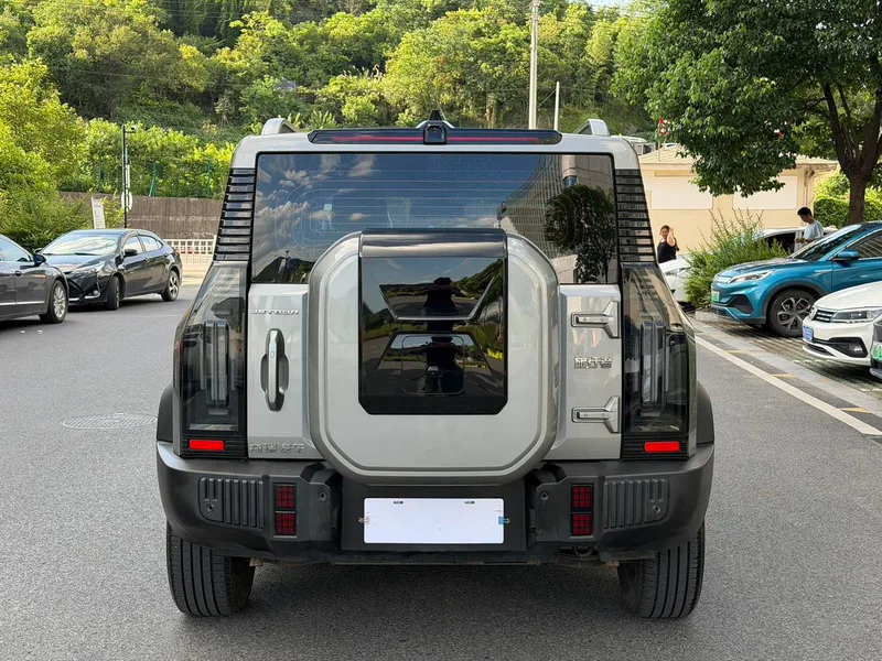 Jetour T2 2023 1.5TD Two-wheel drive Discover PRO exterior photo 6 Jetour T2 2023 1.5TD Two-wheel drive Discover PRO exterior photo 6