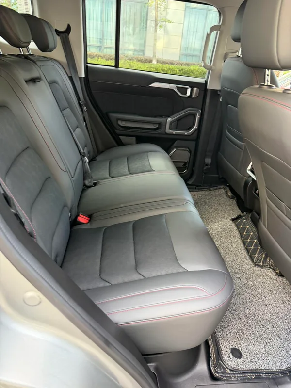 Jetour T2 2023 1.5TD Two-wheel drive Discover PRO interior photo 10 Jetour T2 2023 1.5TD Two-wheel drive Discover PRO interior photo 10