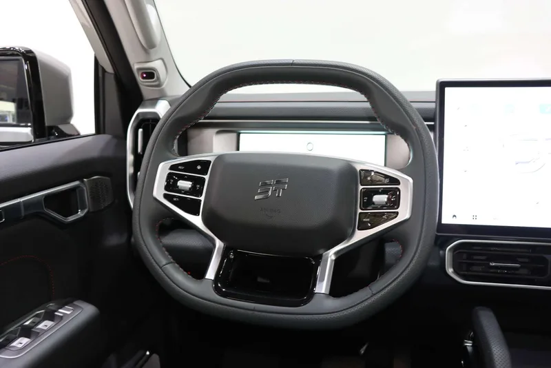 Jetour T2 2023 1.5TD Two-wheel drive Discover PRO interior photo 13 Jetour T2 2023 1.5TD Two-wheel drive Discover PRO interior photo 13