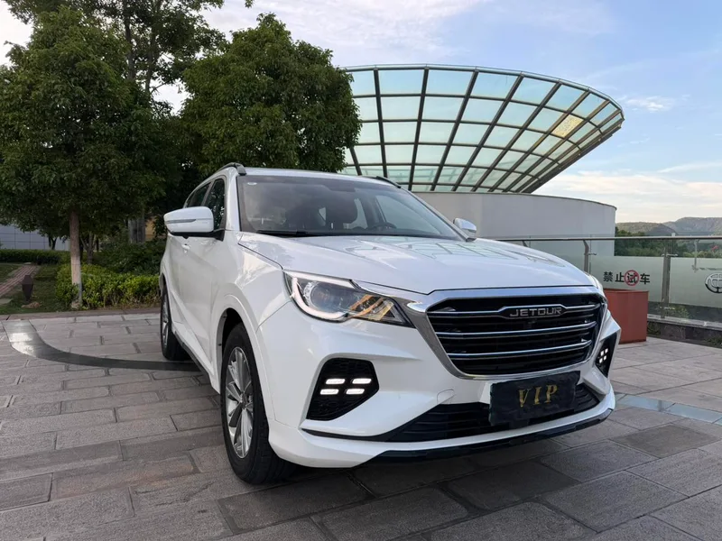 Jetour X70 2022 1.5T DCT Yue Hline Edition 5 seat exterior photo 2 Jetour X70 2022 1.5T DCT Yue Hline Edition 5 seat exterior photo 2