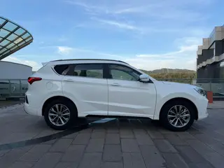 Jetour X70 2022 1.5T DCT Yue Hline Edition 5 seat exterior photo 4 Jetour X70 2022 1.5T DCT Yue Hline Edition 5 seat exterior photo 4