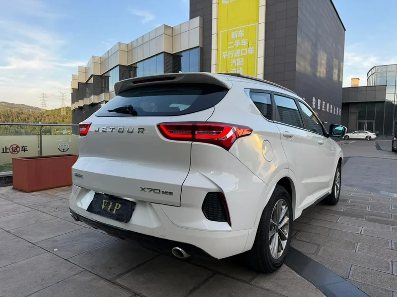 Jetour X70 2022 1.5T DCT Yue Hline Edition 5 seat exterior photo 7 Jetour X70 2022 1.5T DCT Yue Hline Edition 5 seat exterior photo 7