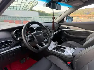 Jetour X70 2022 1.5T DCT Yue Hline Edition 5 seat interior photo 16 Jetour X70 2022 1.5T DCT Yue Hline Edition 5 seat interior photo 16