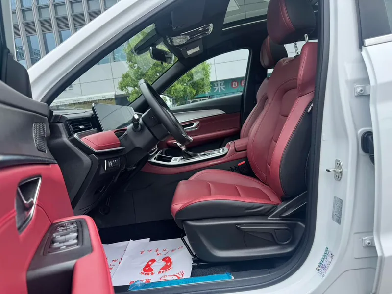 Jetour X70 PLUS 2024 Champion Edition 1.5T DCT Champion PRO 5 seat exterior photo 8 Jetour X70 PLUS 2024 Champion Edition 1.5T DCT Champion PRO 5 seat exterior photo 8
