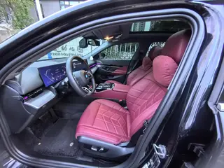 BMW 5 Series 2024 525Li M Sports suit exterior photo 6 BMW 5 Series 2024 525Li M Sports suit exterior photo 6