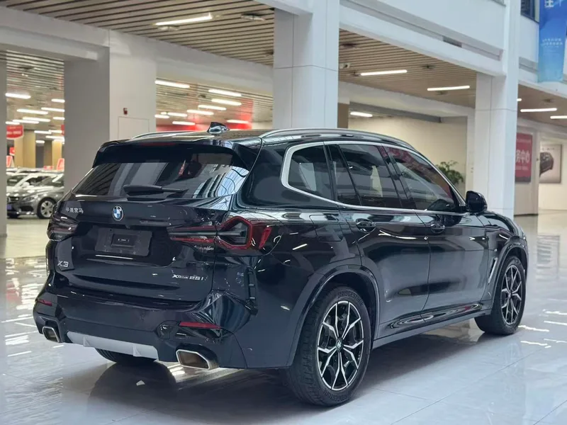 BMW X3 2022 Restyling xDrive25i M Sports suit exterior photo 5 BMW X3 2022 Restyling xDrive25i M Sports suit exterior photo 5