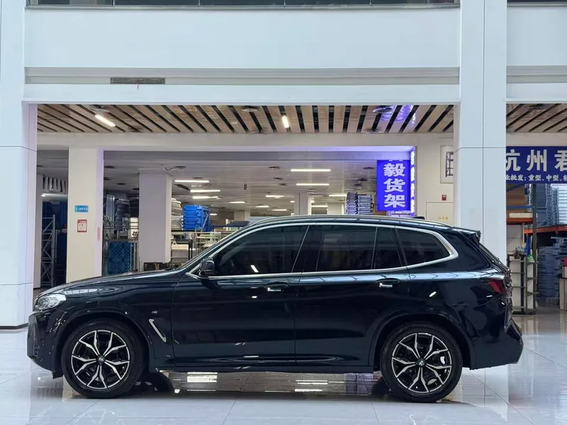 BMW X3 2022 Restyling xDrive25i M Sports suit exterior photo 8 BMW X3 2022 Restyling xDrive25i M Sports suit exterior photo 8