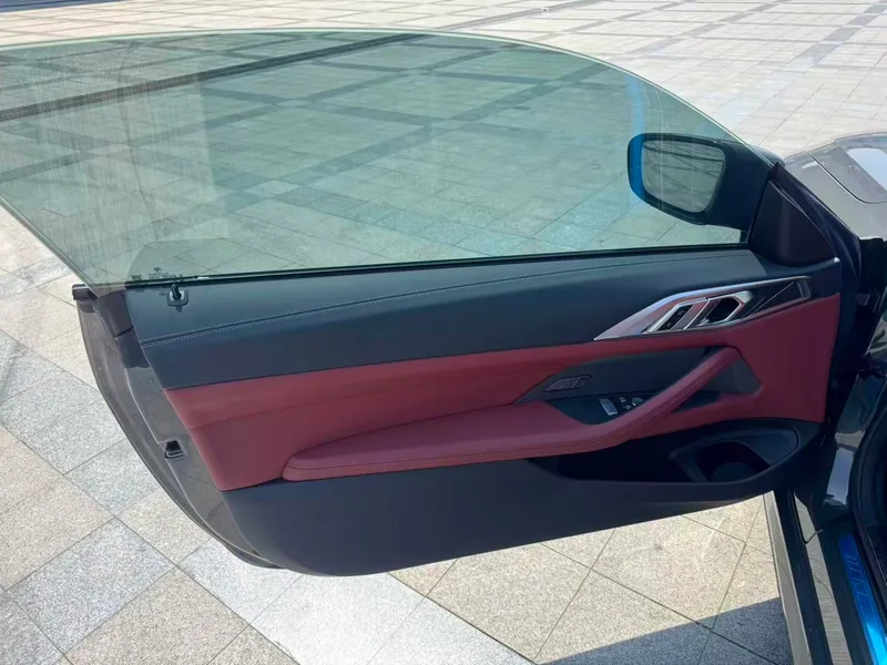 BMW 4 Series 2024 425i M Sports suit interior photo 17 BMW 4 Series 2024 425i M Sports suit interior photo 17
