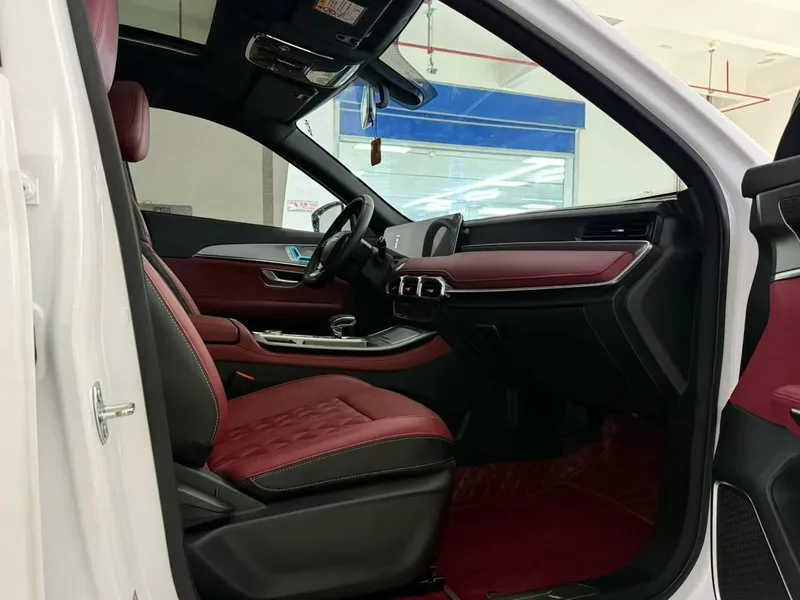 Jetour X70 PLUS 2024 Champion Edition 1.5T DCT Champion MAX 5 seat interior photo 7 Jetour X70 PLUS 2024 Champion Edition 1.5T DCT Champion MAX 5 seat interior photo 7