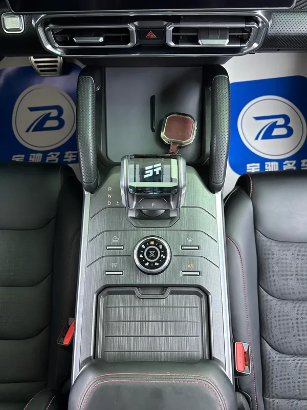 Jetour T2 2025 2.0TD XWD Discover interior photo 8 Jetour T2 2025 2.0TD XWD Discover interior photo 8