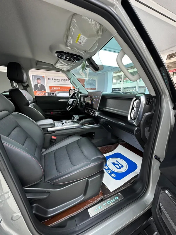 Jetour T2 2025 2.0TD XWD Discover interior photo 11 Jetour T2 2025 2.0TD XWD Discover interior photo 11