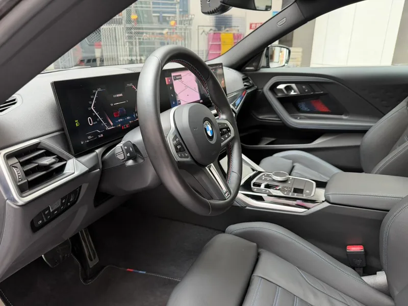 BMW 2 Series 2024 M240i Coupe interior photo 11 BMW 2 Series 2024 M240i Coupe interior photo 11