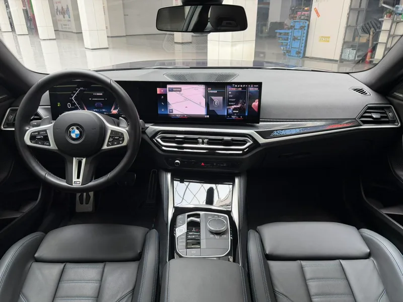 BMW 2 Series 2024 M240i Coupe interior photo 17 BMW 2 Series 2024 M240i Coupe interior photo 17
