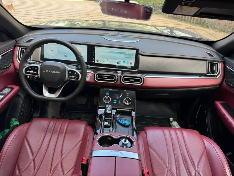 Jetour X70 PLUS 2025 1.5T 7DCT Deluxe Surge Edition 5 seat exterior photo 6 Jetour X70 PLUS 2025 1.5T 7DCT Deluxe Surge Edition 5 seat exterior photo 6