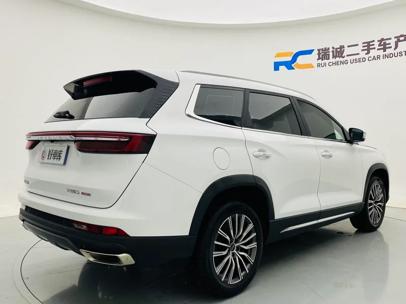 Jetour X90 PLUS 2024 1.6TD DCT Villa exterior foto 6 Jetour X90 PLUS 2024 1.6TD DCT Villa exterior foto 6