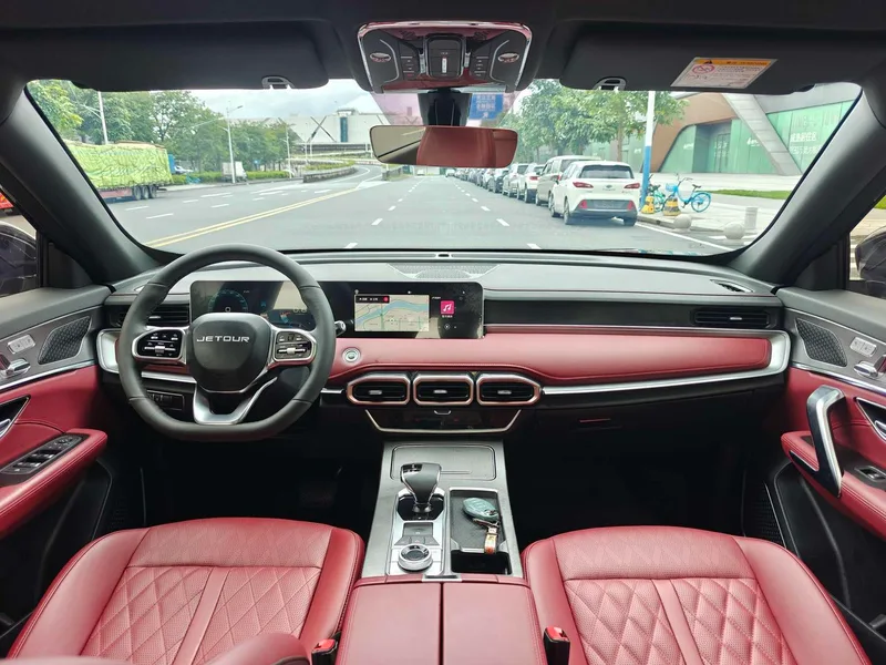 Jetour X70 PLUS 2024 Champion Edition 1.5T DCT Champion MAX 5 seat interior photo 11 Jetour X70 PLUS 2024 Champion Edition 1.5T DCT Champion MAX 5 seat interior photo 11