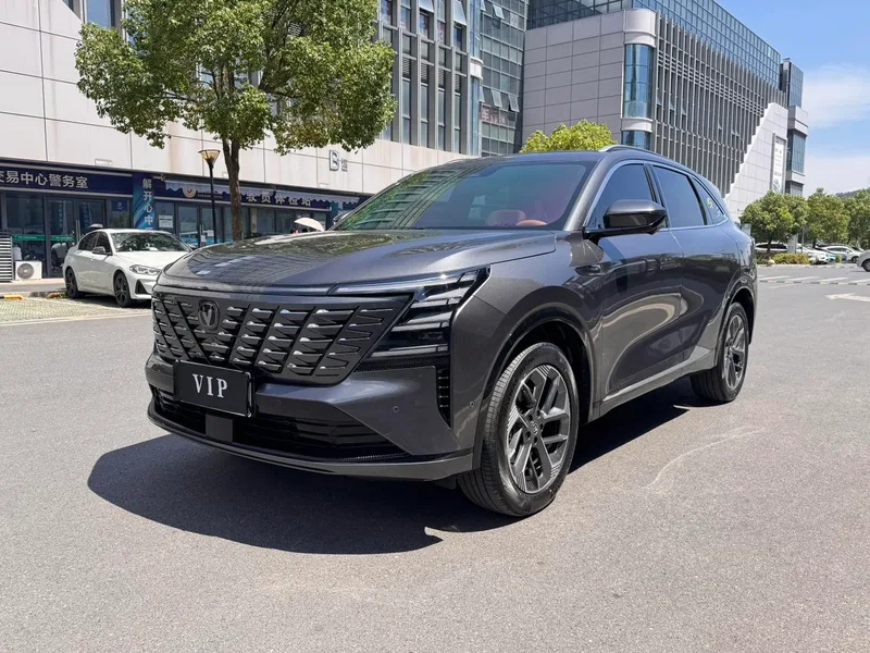 Changan CS75 PLUS 2025 Fourth generation 1.5T New Blue Whale Wisdom Flagship exterior photo 1 Changan CS75 PLUS 2025 Fourth generation 1.5T New Blue Whale Wisdom Flagship exterior photo 1