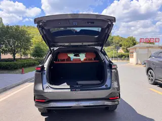 Changan CS75 PLUS 2025 Fourth generation 1.5T New Blue Whale Wisdom Flagship exterior photo 7 Changan CS75 PLUS 2025 Fourth generation 1.5T New Blue Whale Wisdom Flagship exterior photo 7