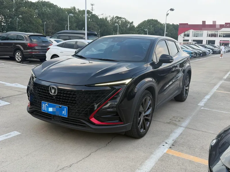 Changan UNI-T 2020 1.5T Премиальная комплектация экстерьер фото 1 Changan UNI-T 2020 1.5T Премиальная комплектация экстерьер фото 1