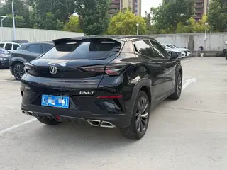 Changan UNI-T 2020 1.5T Премиальная комплектация интерьер фото 12 Changan UNI-T 2020 1.5T Премиальная комплектация интерьер фото 12