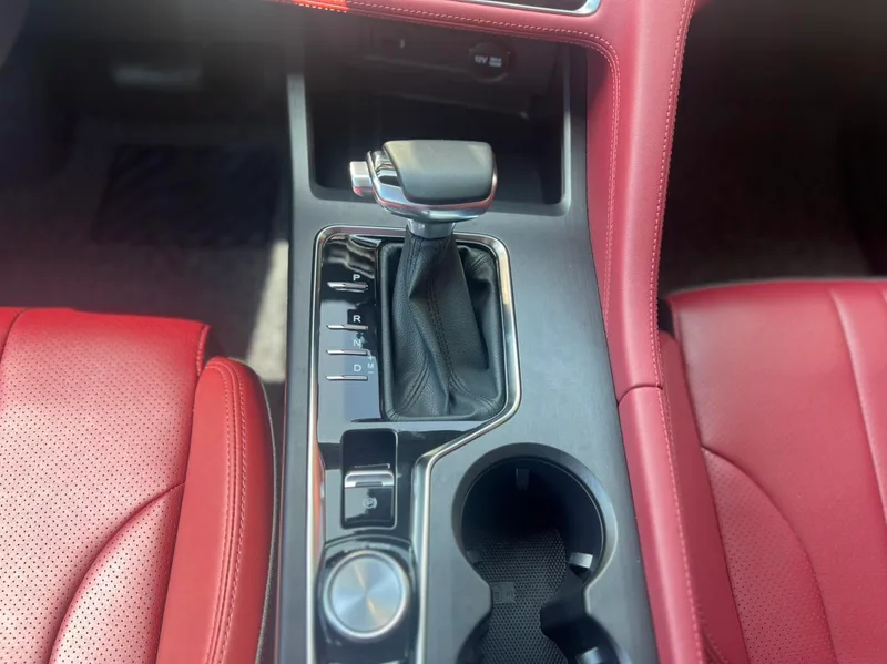 Changan CS75 PLUS 2021 1.5T Автоматический авангард интерьер фото 15 Changan CS75 PLUS 2021 1.5T Автоматический авангард интерьер фото 15