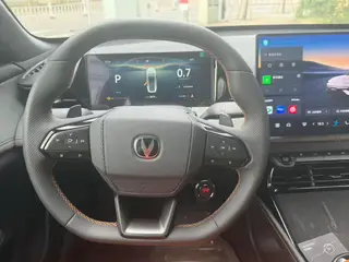 Changan UNI-V 2025 Tercera generación 2.0T Tipo de velocidad interior foto 13 Changan UNI-V 2025 Tercera generación 2.0T Tipo de velocidad interior foto 13