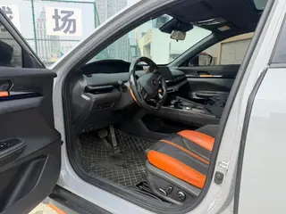 Changan UNI-V 2024 1.5T Luxury sports-style interior photo 10 Changan UNI-V 2024 1.5T Luxury sports-style interior photo 10