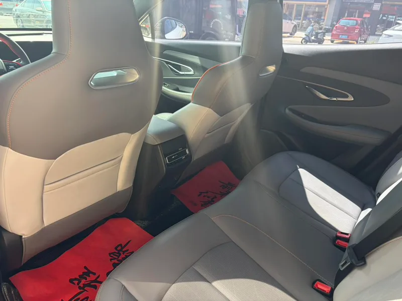 Changan UNI-T 2022 1.5T Sports version Premium Trim exterior photo 4 Changan UNI-T 2022 1.5T Sports version Premium Trim exterior photo 4