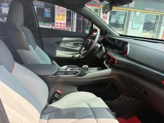 Changan UNI-T 2022 1.5T Sports version Premium Trim interior photo 8 Changan UNI-T 2022 1.5T Sports version Premium Trim interior photo 8