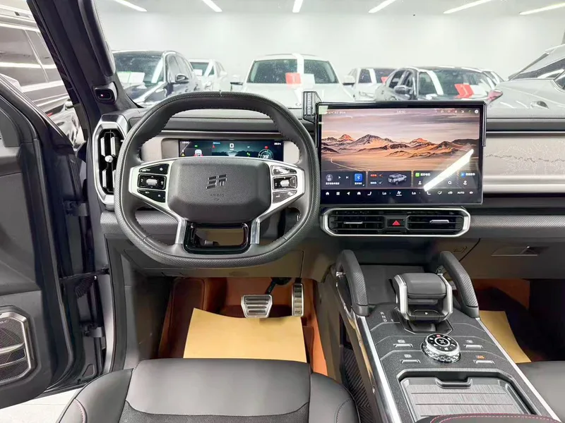 Jetour T2 2023 2.0TD Four-wheel drive Time travel PRO interior photo 16 Jetour T2 2023 2.0TD Four-wheel drive Time travel PRO interior photo 16