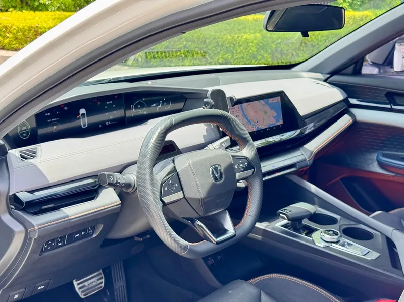 Changan UNI-V 2022 1.5T Premium Trim interior photo 11 Changan UNI-V 2022 1.5T Premium Trim interior photo 11