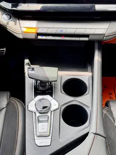 Changan UNI-V 2022 1.5T Premium Trim interior photo 15 Changan UNI-V 2022 1.5T Premium Trim interior photo 15